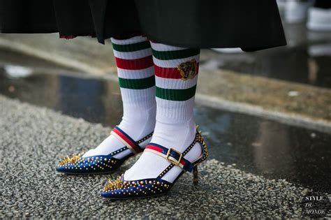 gucci socks how to wear